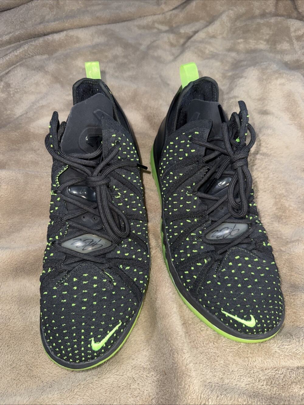 Nike LeBron 18 XVIII Dunkman Men's Size 8 Black/Electric Green
